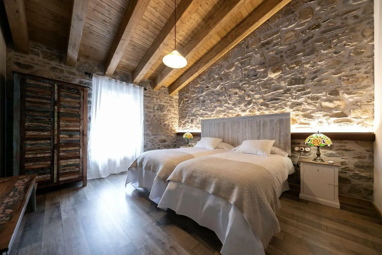 Sports House Nord Sud (Adults Only) Bed & Breakfast Vilallonga de Ter