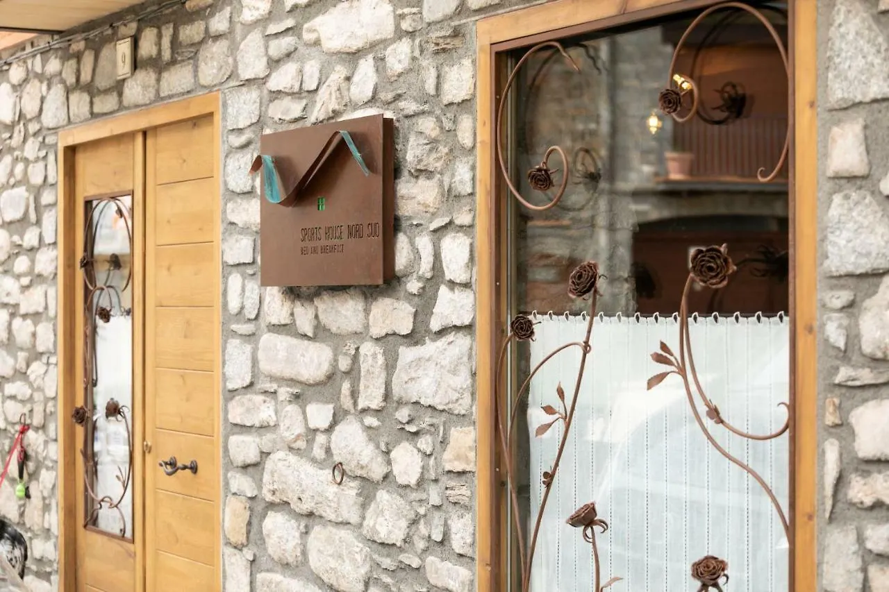 Sports House Nord Sud (Adults Only) Bed & Breakfast Vilallonga de Ter