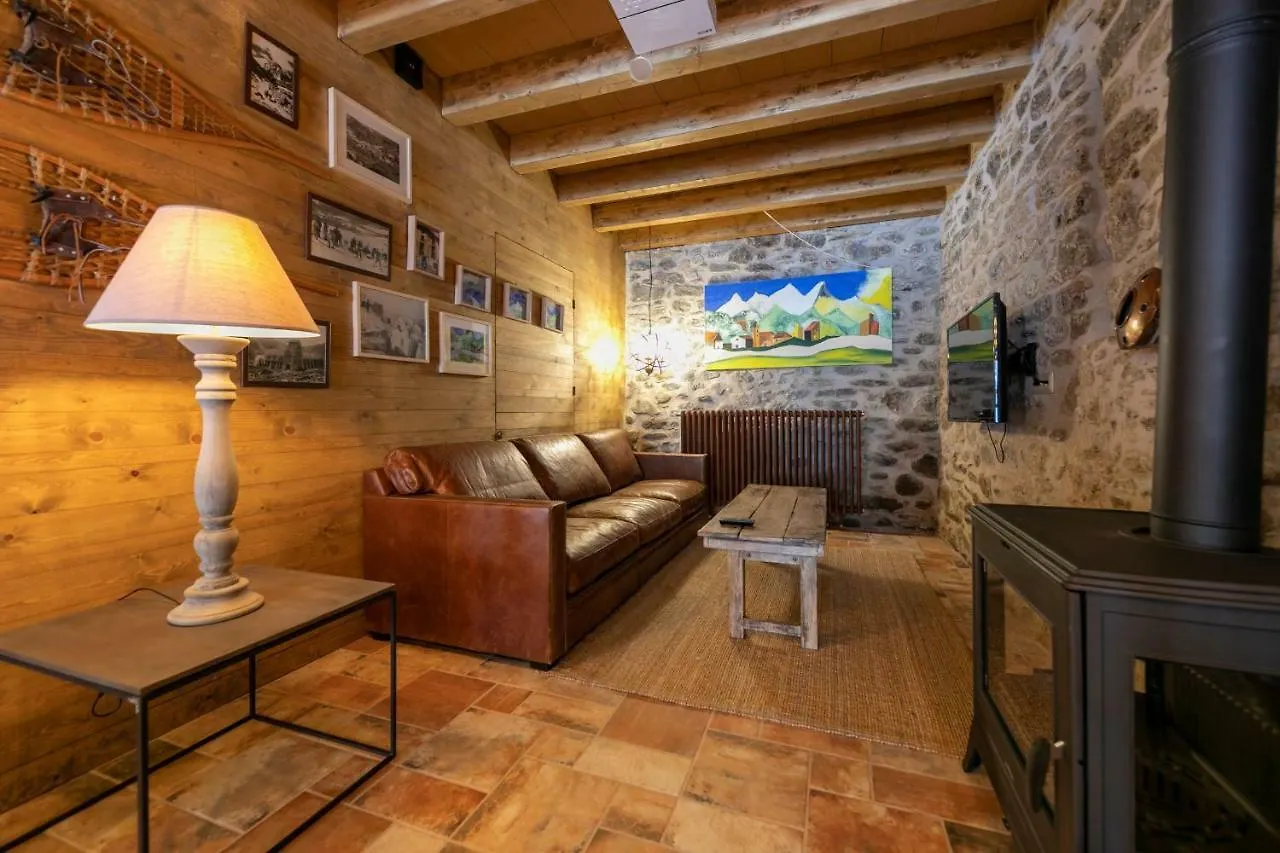 ***  Sports House Nord Sud (Adults Only) Bed & Breakfast Vilallonga de Ter Spain